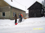 Výpomoc s úklidem sněhu 18.1. 2013